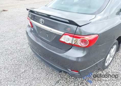 2013 Toyota Corolla S из США, поврежденный, VIN 2T1BU4EE2DC104378